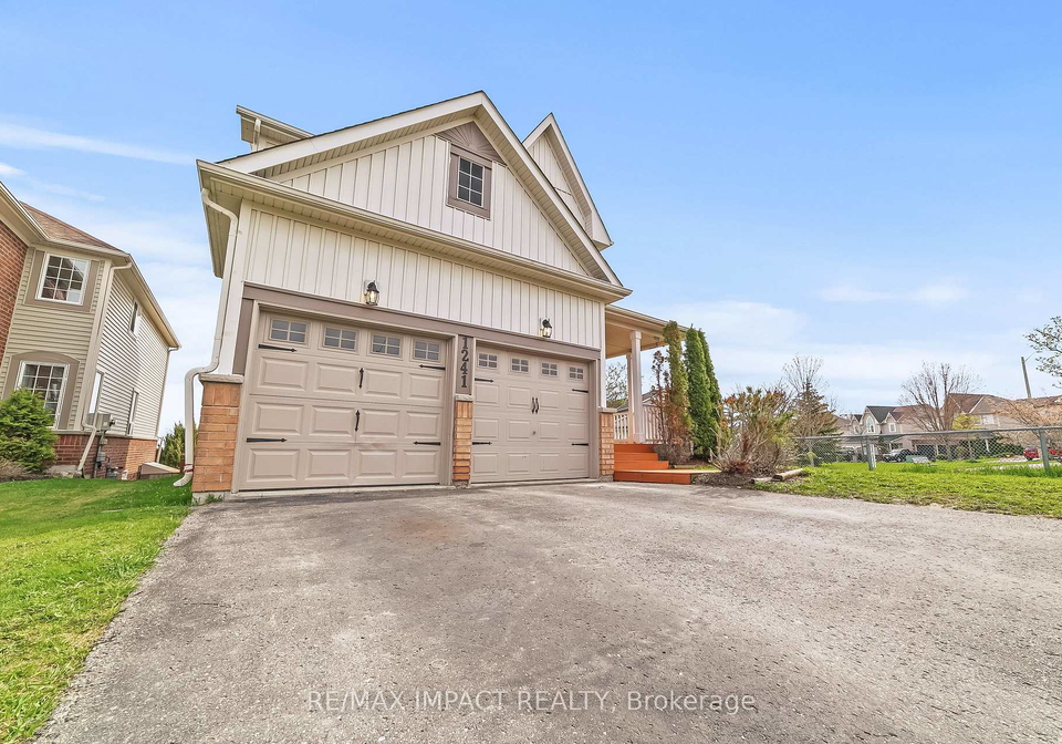 1241-tall-pine-oshawa-ontario-e13504580