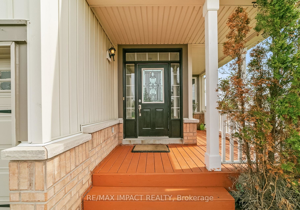 1241-tall-pine-oshawa-ontario-e13504580