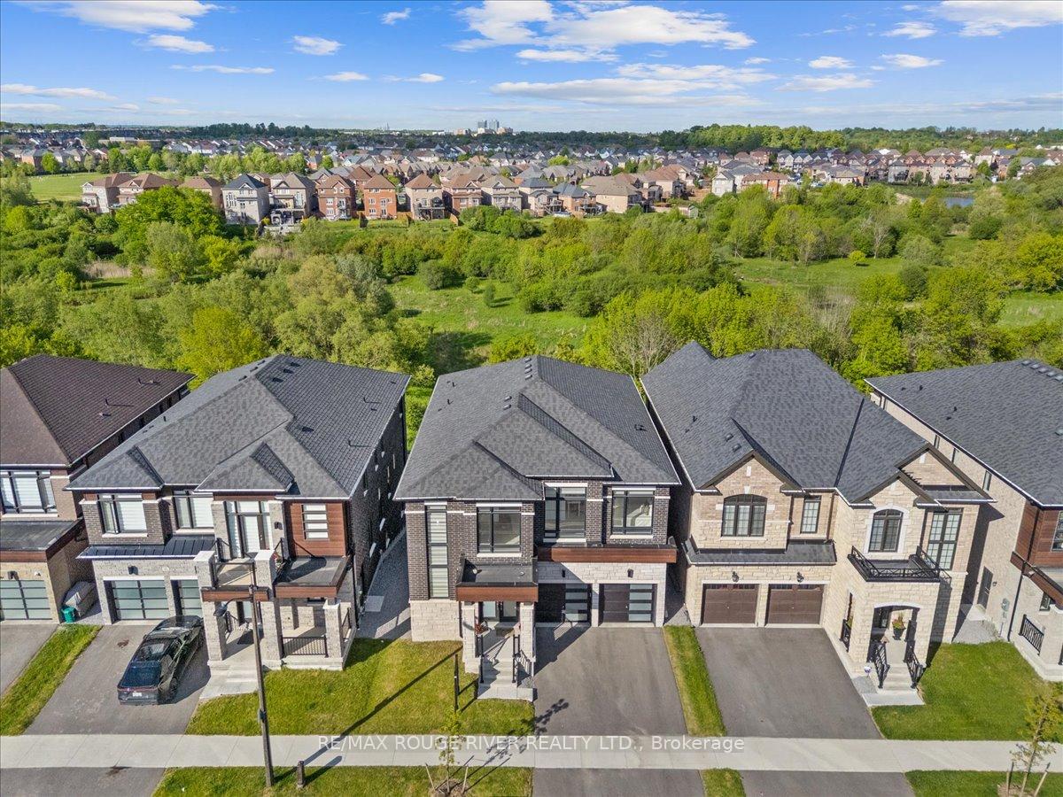 39-armilia-place-whitby-ontario-e13505550