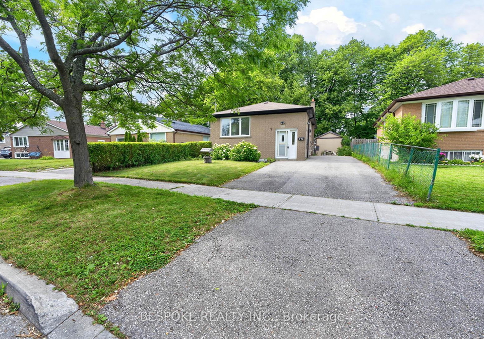 178-sedgemount-drive-toronto-scarborough-ontario-e13505600
