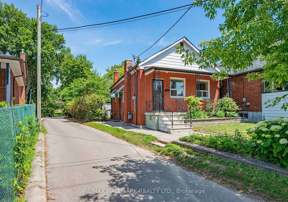 970-cosburn-avenue-toronto-east-york-ontario-e13505904