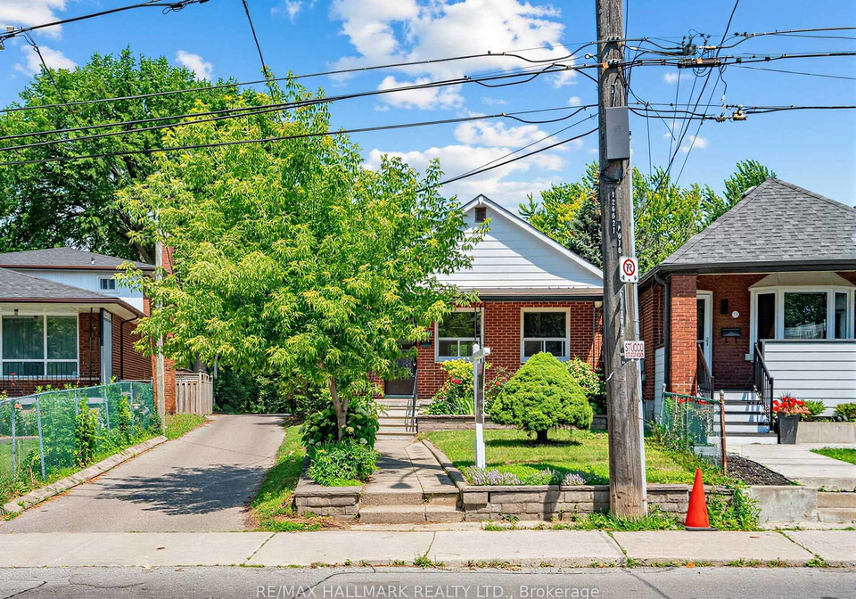 970-cosburn-avenue-toronto-east-york-ontario-e13505904
