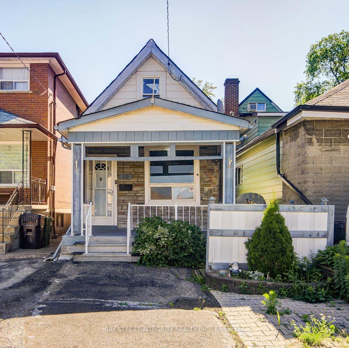 19-robinson-avenue-toronto-scarborough-ontario-e13506180
