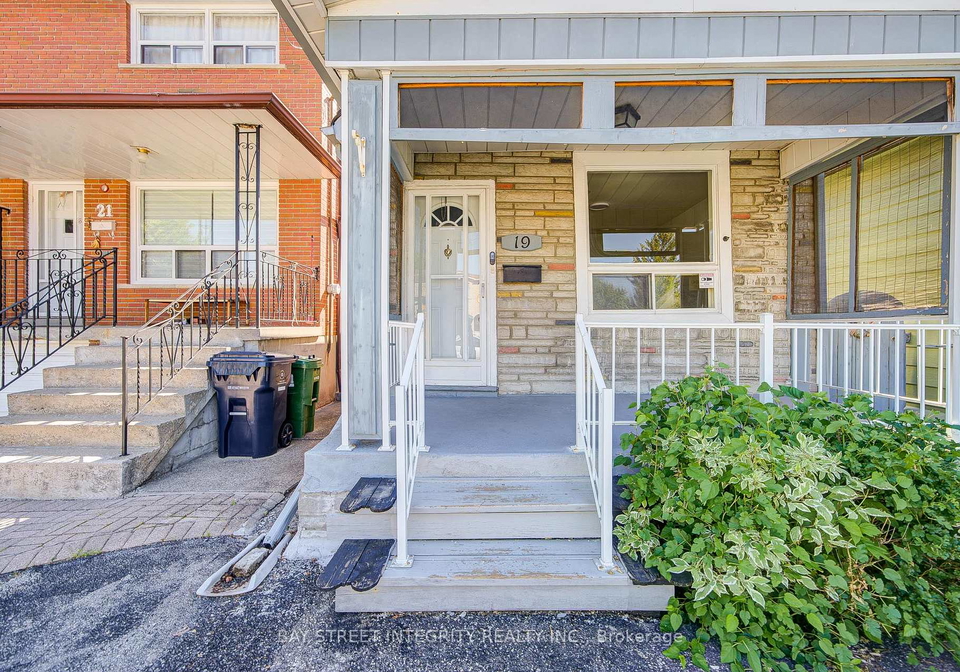19-robinson-avenue-toronto-scarborough-ontario-e13506180