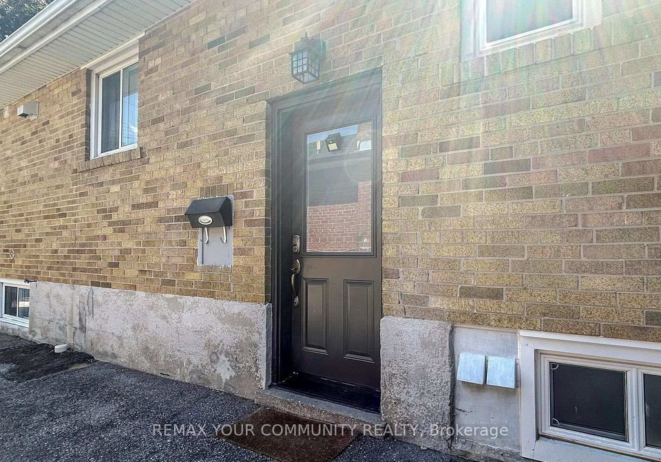 41-shropshire-drive-toronto-scarborough-ontario-e13506282