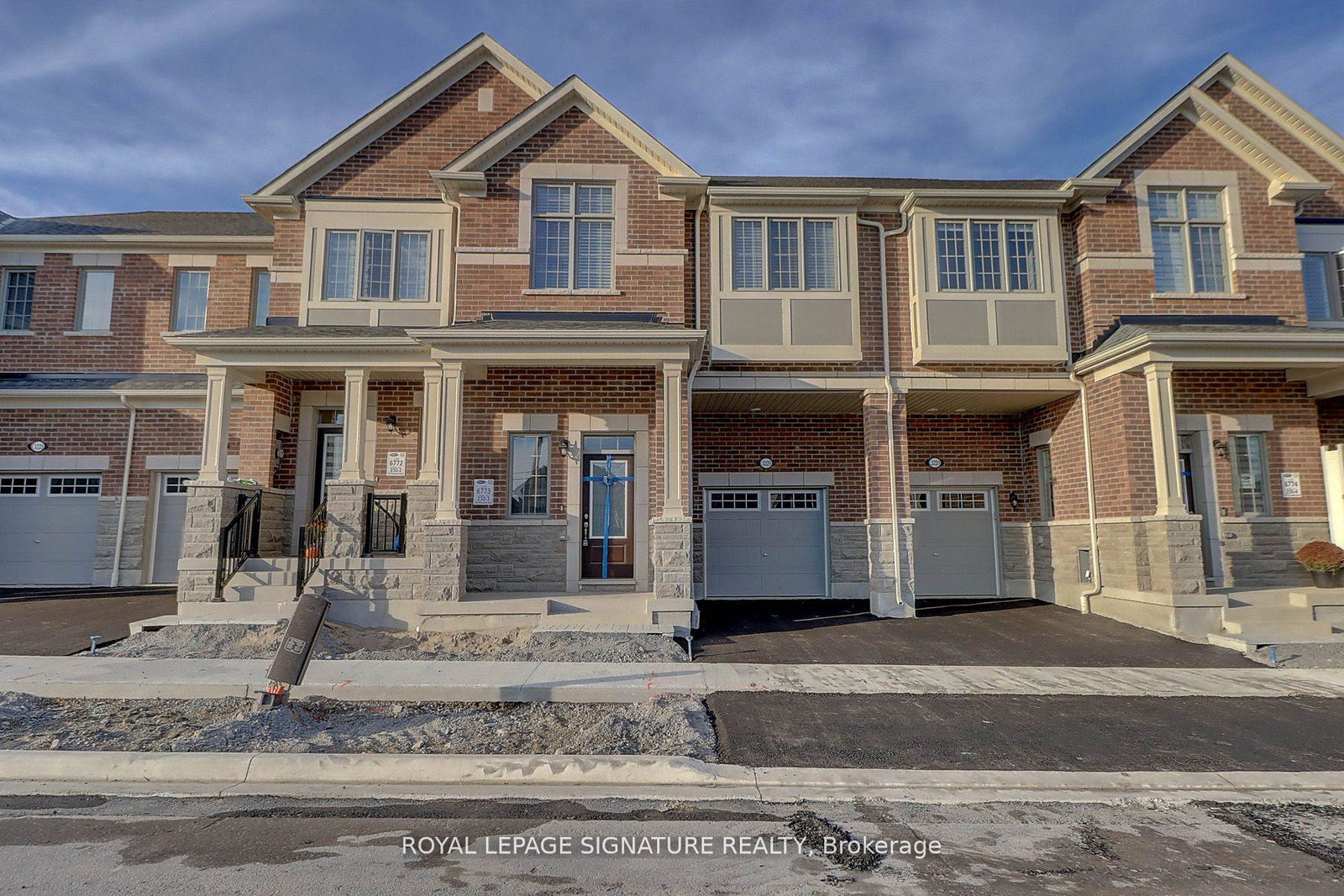 3229-chimney-swift-crescent-pickering-ontario-e13506320
