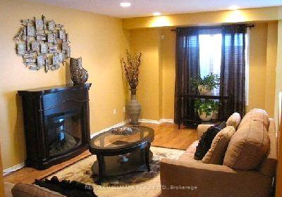 12-stokely-crescent-whitby-ontario-e13506904