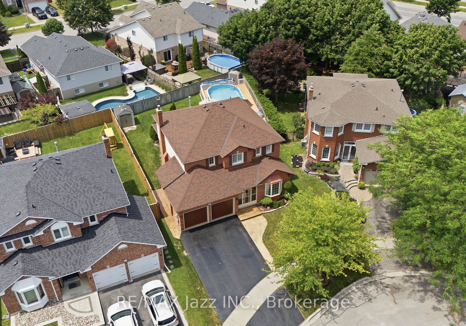6-aldcroft-crescent-clarington-ontario-e13507022