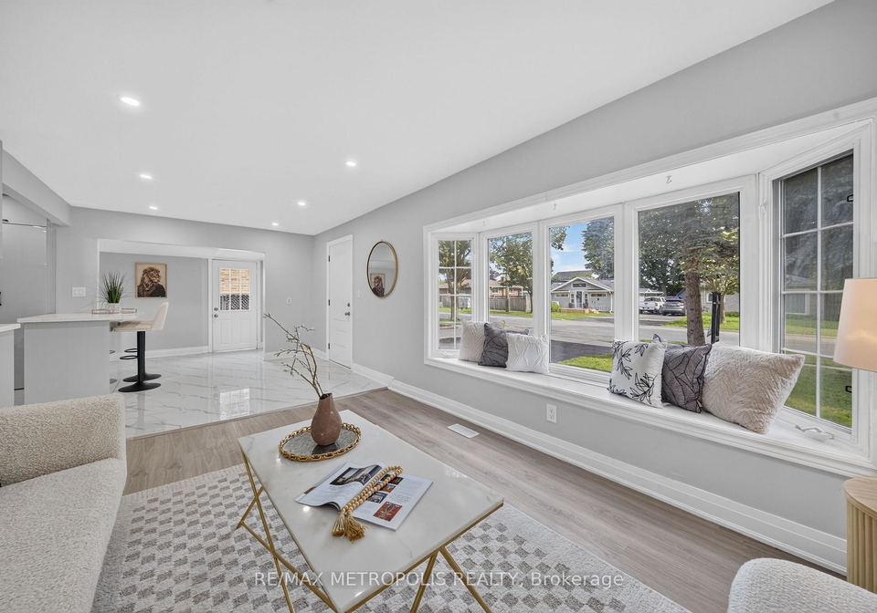 208-palmerston-avenue-whitby-ontario-e13507556