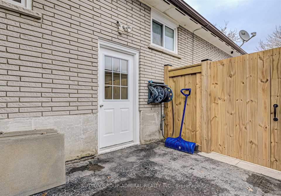 25-strike-avenue-clarington-ontario-e13507784