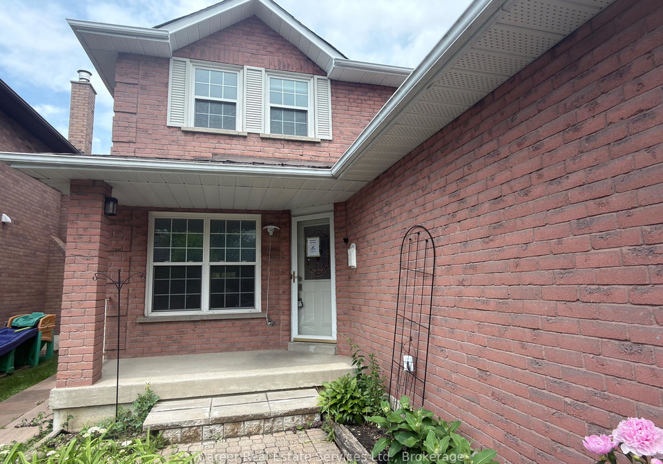 560-steeple-hill-pickering-ontario-e13508370