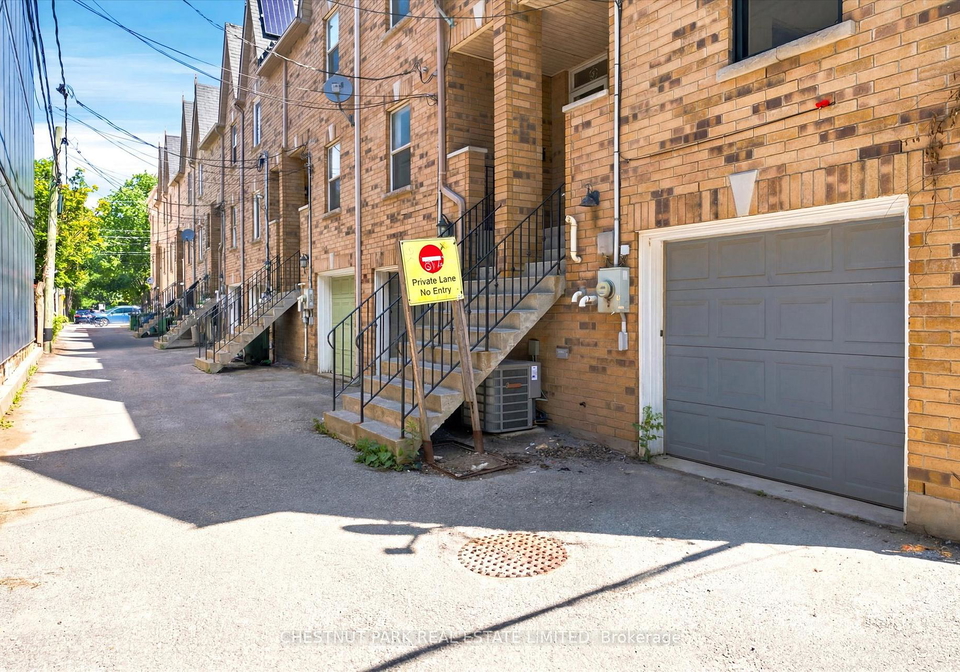 1-agnes-lane-toronto-toronto-ontario-e13508398