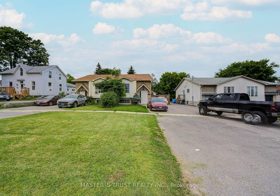 1179-simcoe-street-s-oshawa-ontario-e13508454
