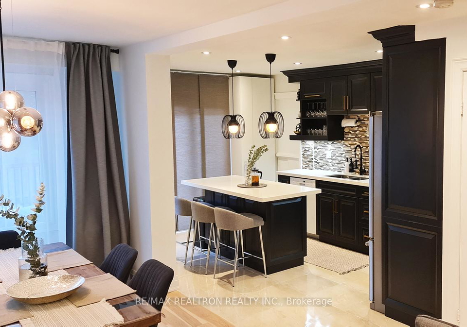 657-cognac-crescent-pickering-ontario-e13508684