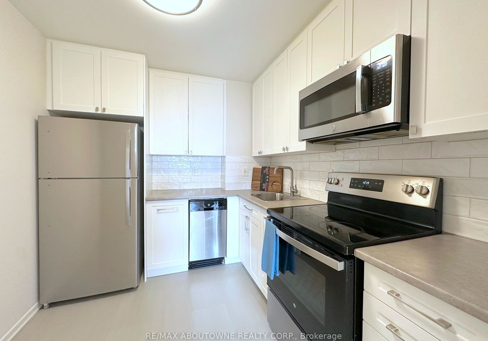 30-denton-avenue-toronto-scarborough-ontario-e13508976