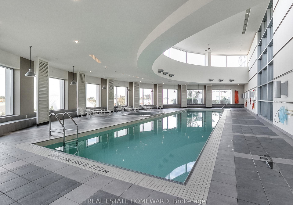 36-lee-centre-drive-toronto-scarborough-ontario-e13509208