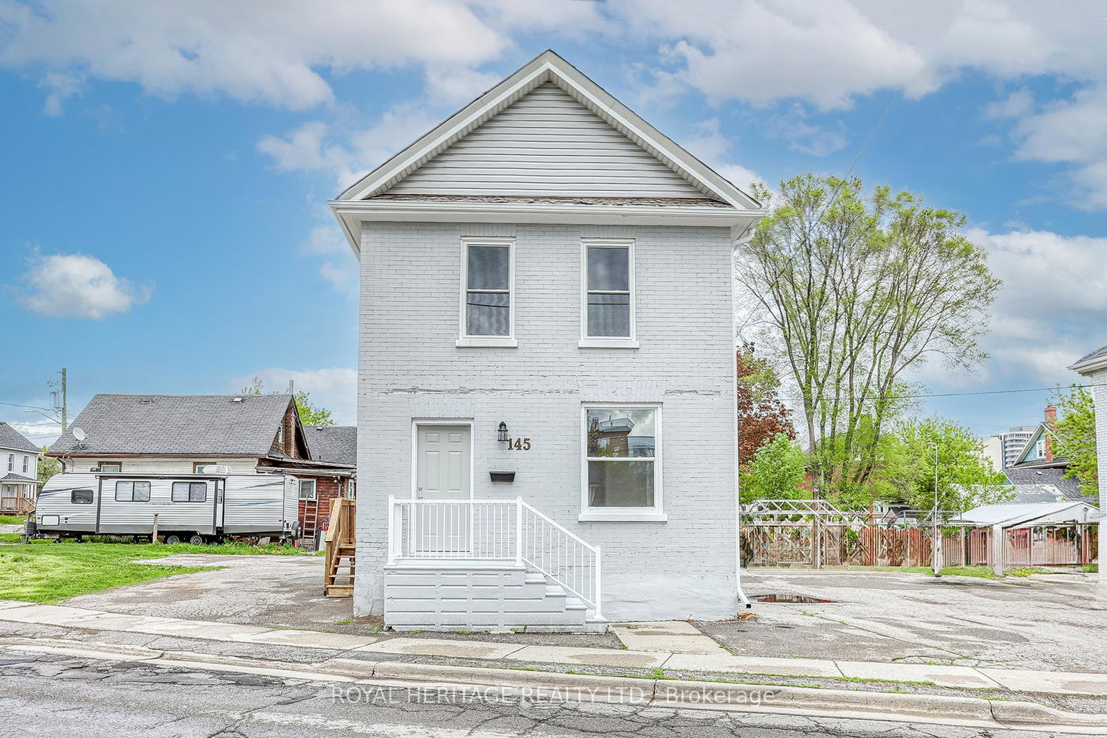 145-centre-street-n-oshawa-ontario-e13509328