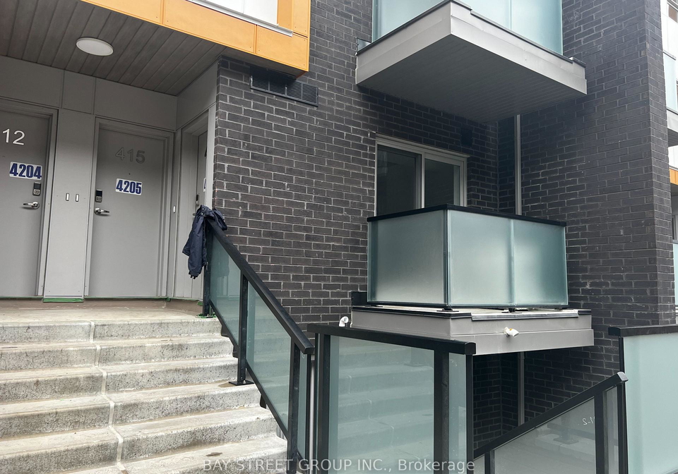2789-eglinton-avenue-e-toronto-scarborough-ontario-e13509338
