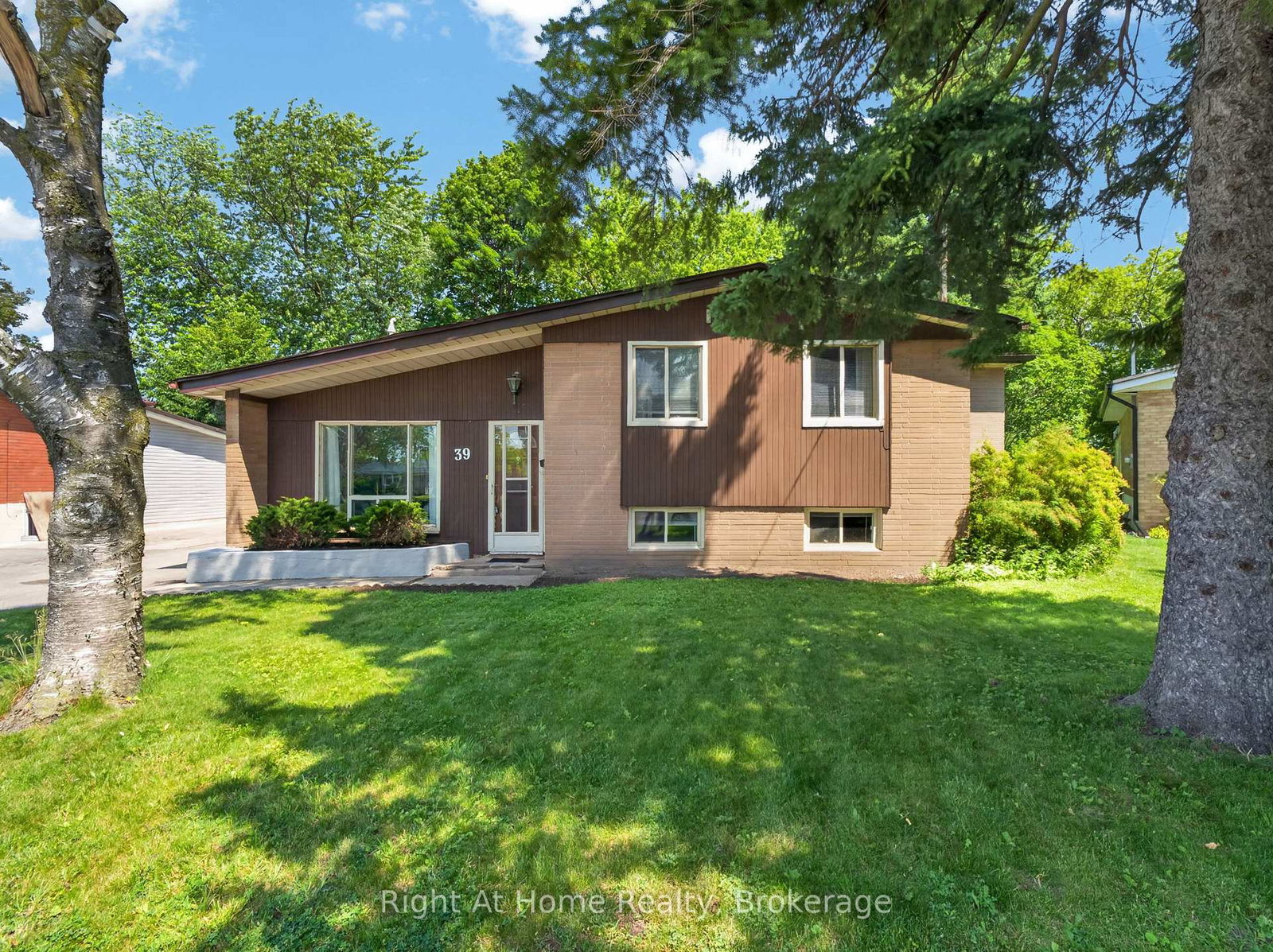 39-benlight-crescent-toronto-scarborough-ontario-e13509566