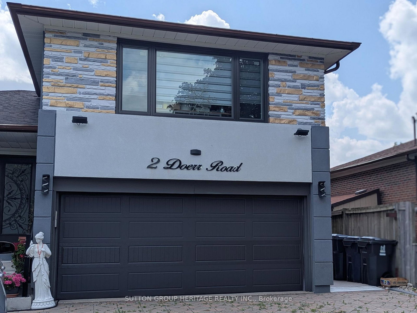 2-doerr-road-toronto-scarborough-ontario-e13509598