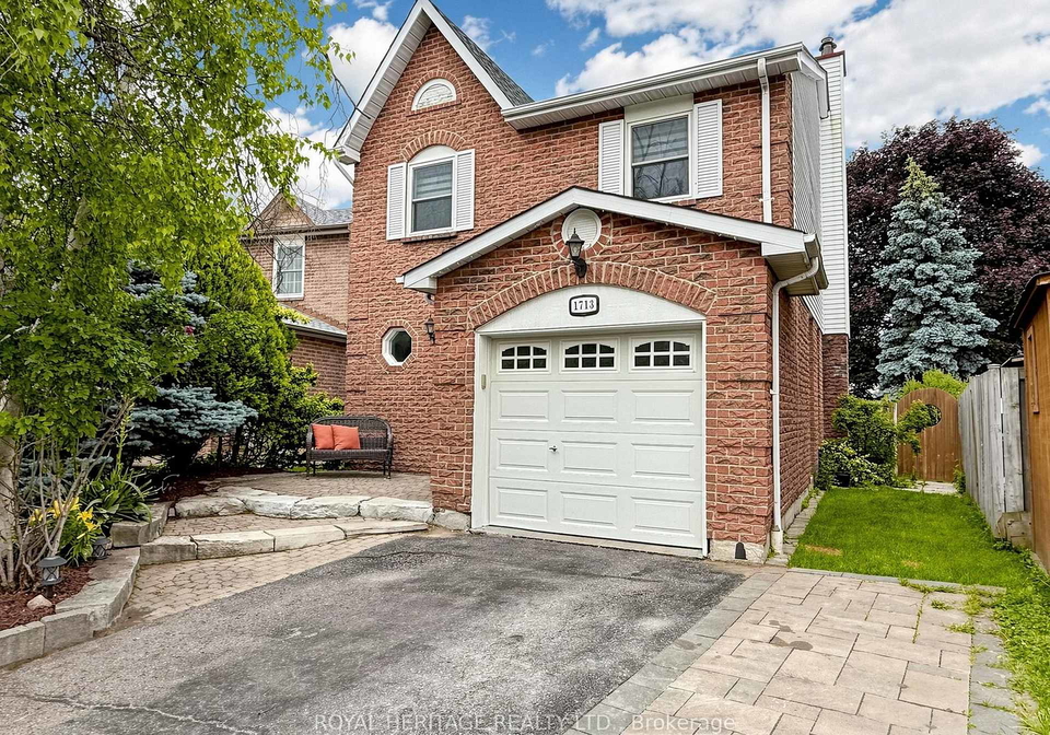 1713-minstrel-manor-pickering-ontario-e13511196