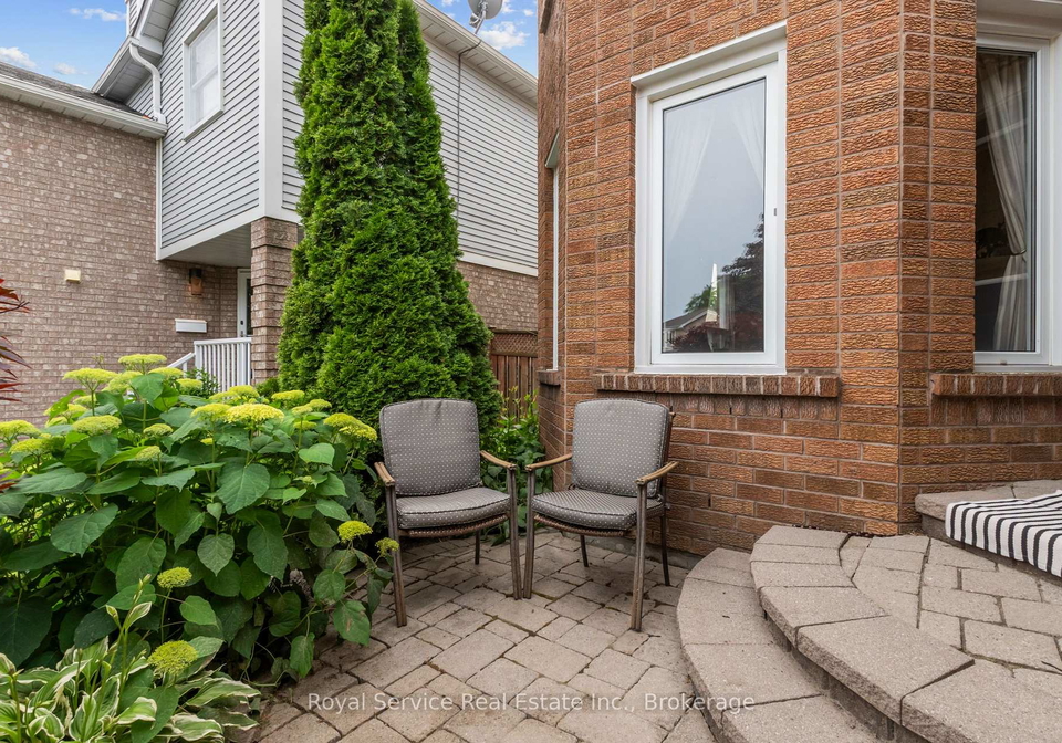 56-stanford-crescent-clarington-ontario-e13511266
