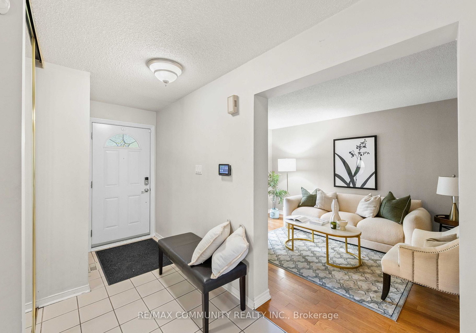 5-plowman-drive-ajax-ontario-e13511440