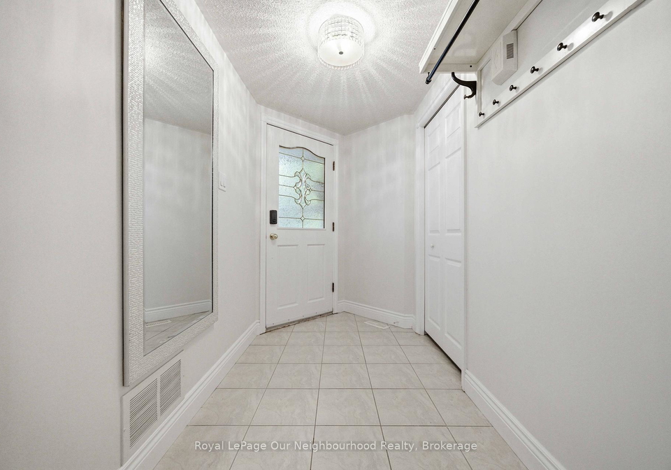 29-becca-hall-trail-toronto-scarborough-ontario-e13511532
