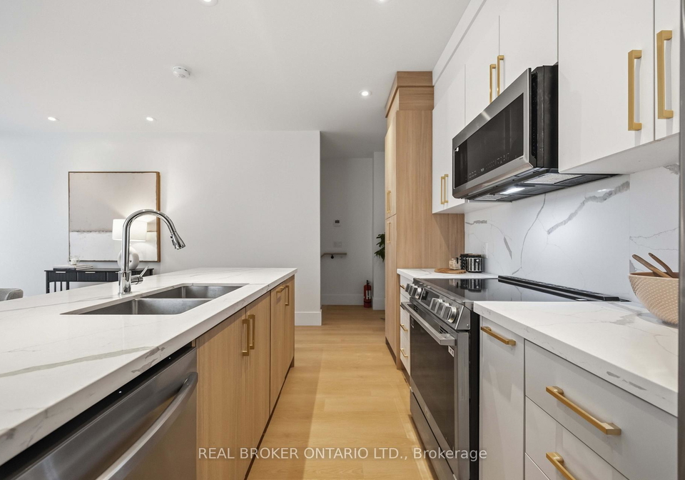 102-boultbee-avenue-toronto-toronto-ontario-e13512050