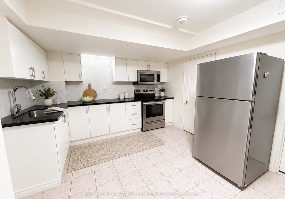 46-welsh-street-ajax-ontario-e13512590