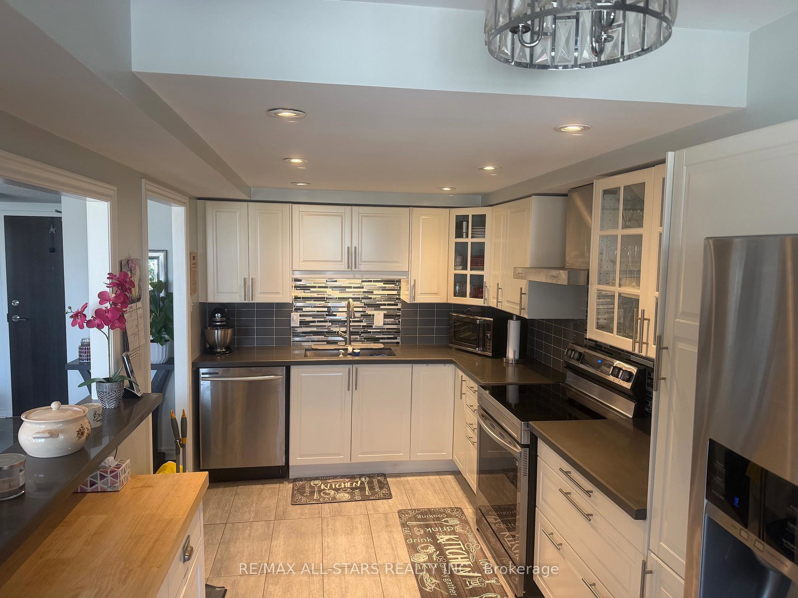 4725-sheppard-avenue-e-toronto-scarborough-ontario-e13512870