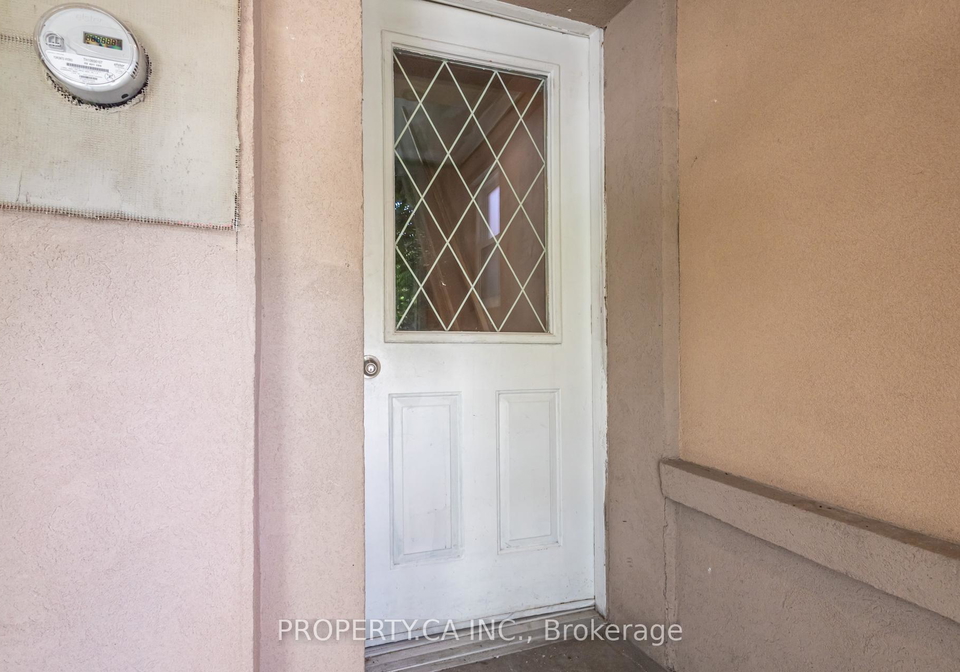597-rhodes-avenue-toronto-toronto-ontario-e13513336