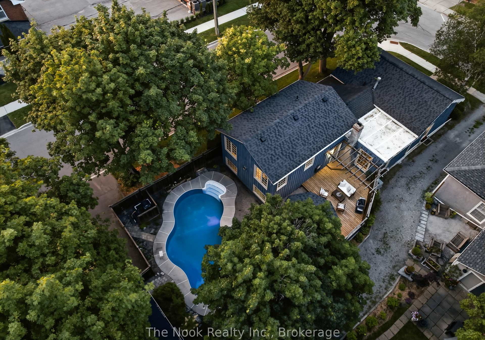 400-byron-street-s-whitby-ontario-e13513388
