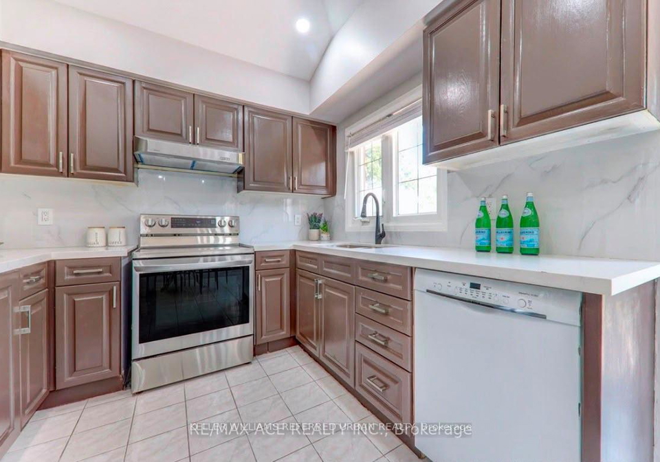 1539-napanee-road-pickering-ontario-e13513396