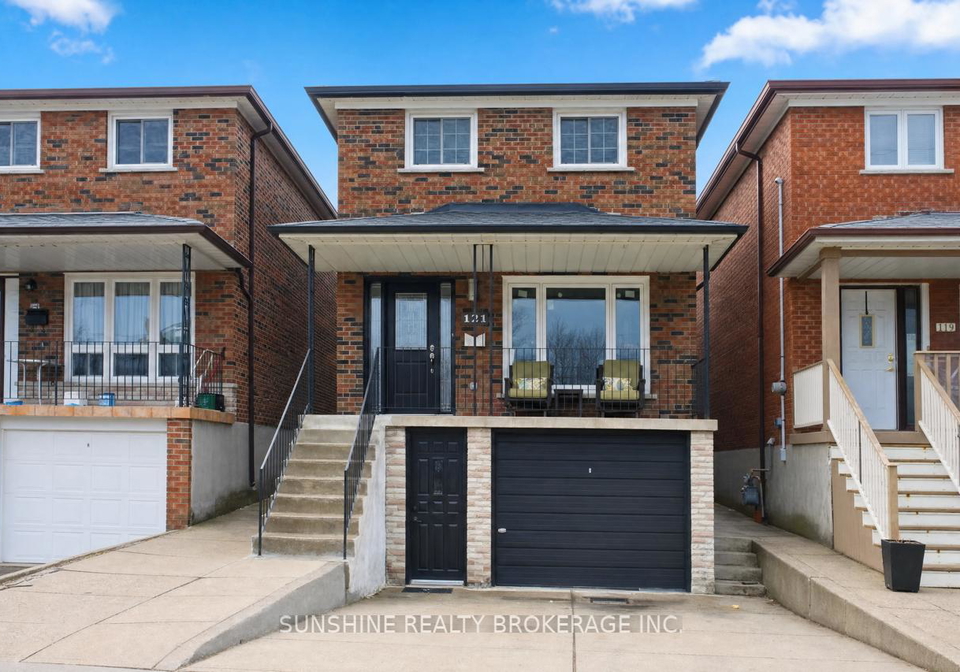 121-sammon-avenue-toronto-east-york-ontario-e13513528