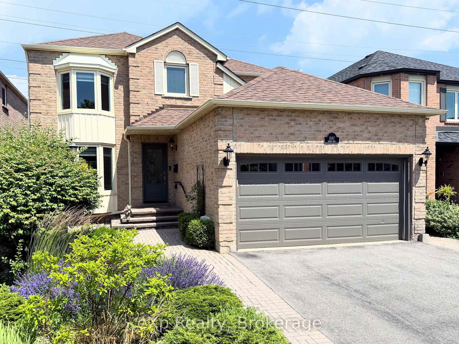 1067-maury-crescent-pickering-ontario-e13514516