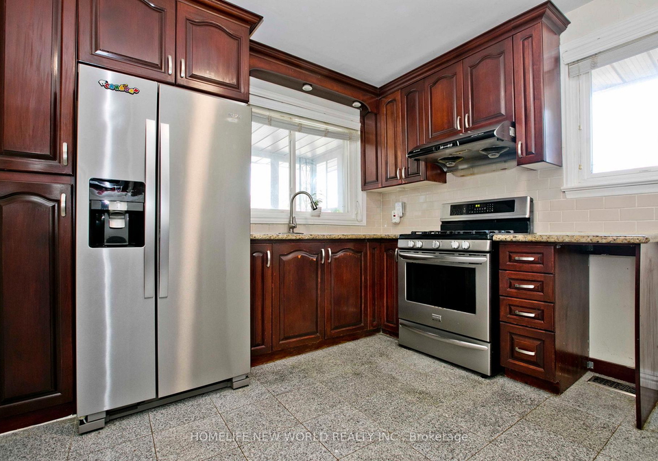 27-doerr-road-toronto-scarborough-ontario-e13514644