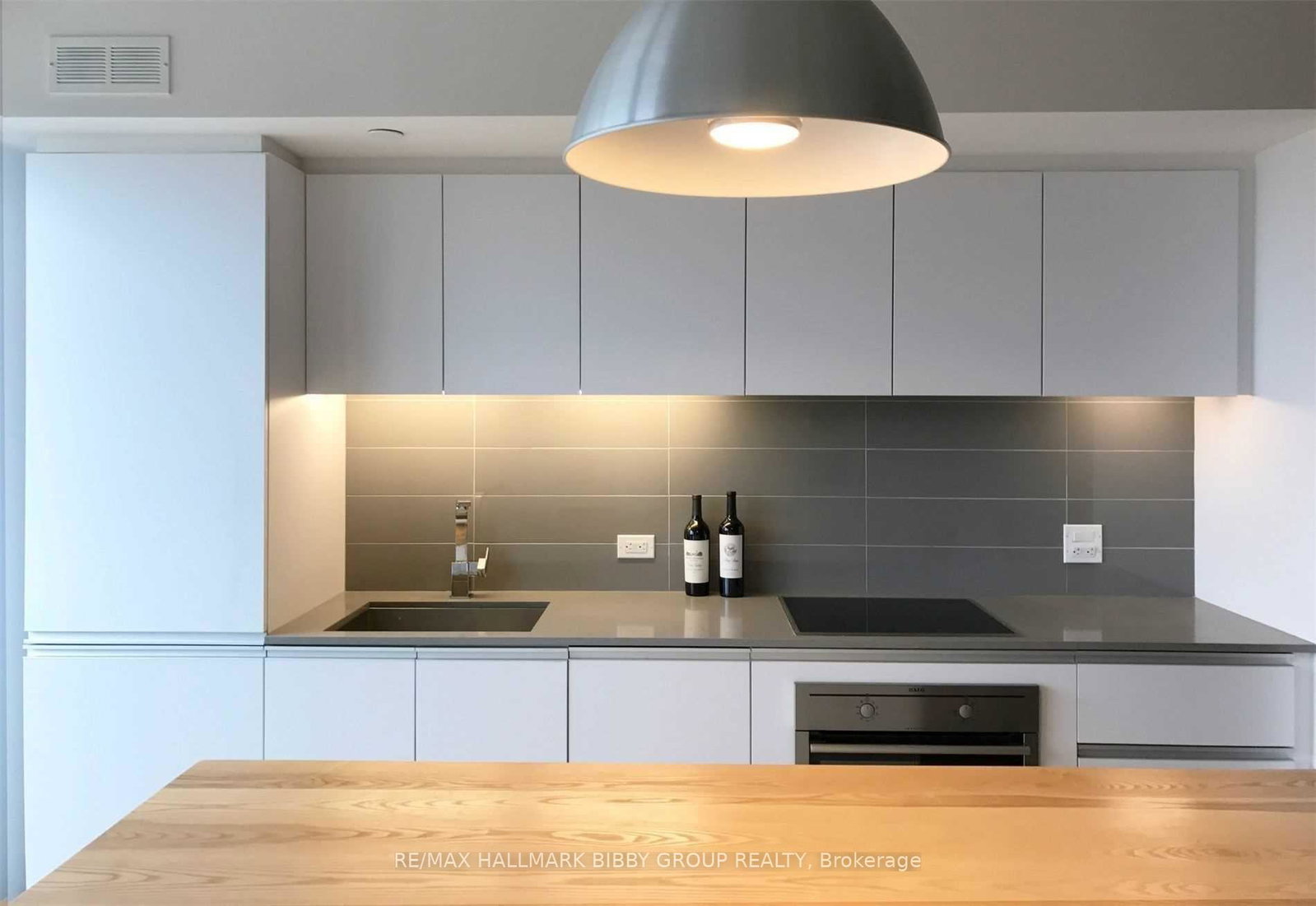 1190-dundas-street-e-toronto-toronto-ontario-e13514776