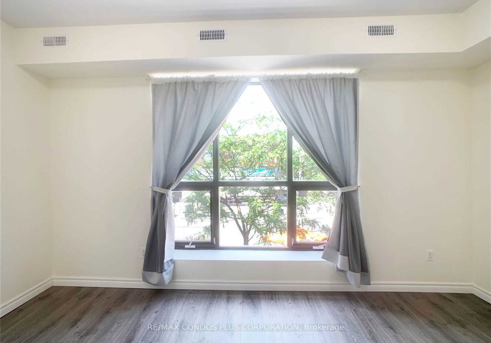 721-danforth-avenue-toronto-east-york-ontario-e13515052