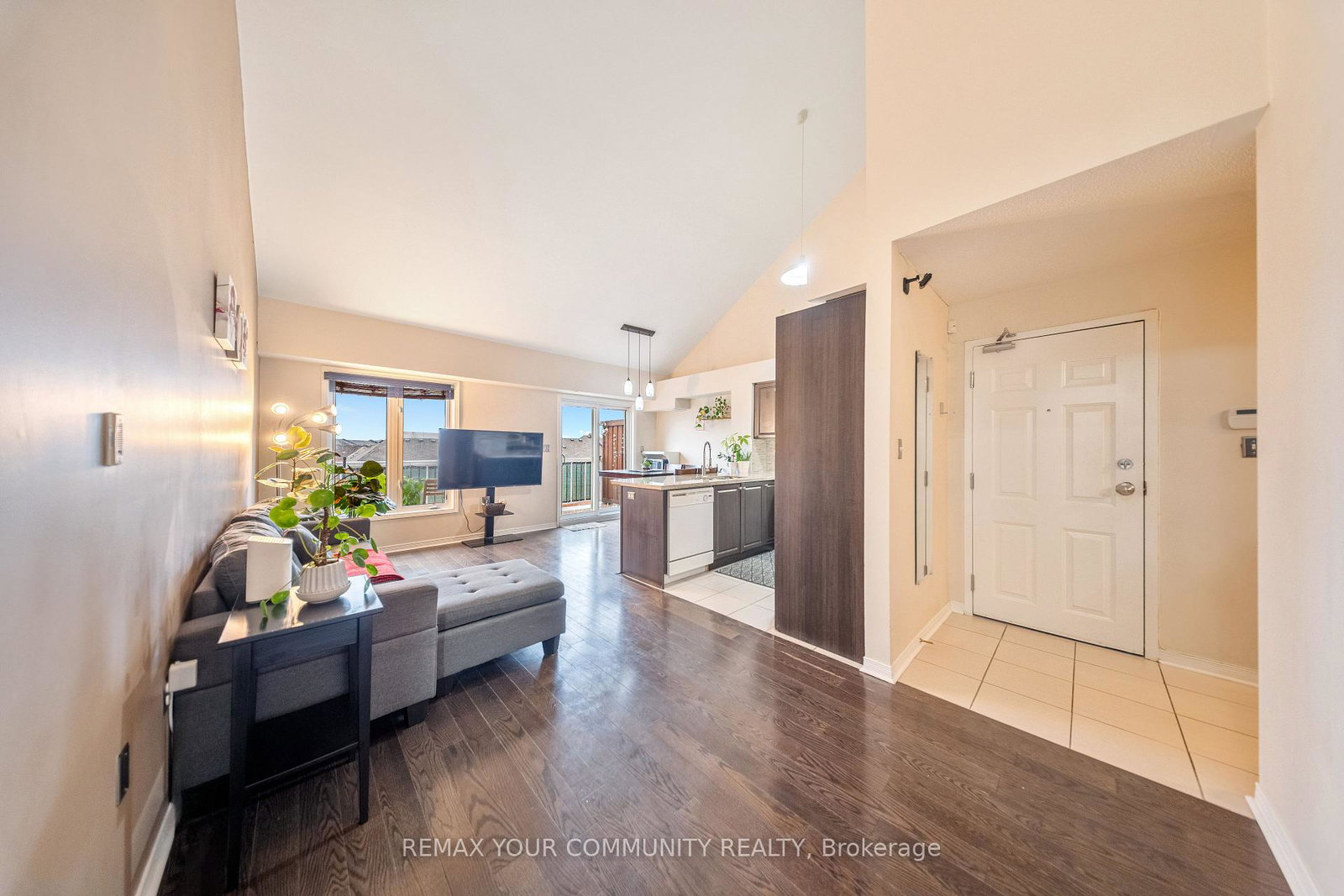 651f-warden-avenue-toronto-scarborough-ontario-e13515486