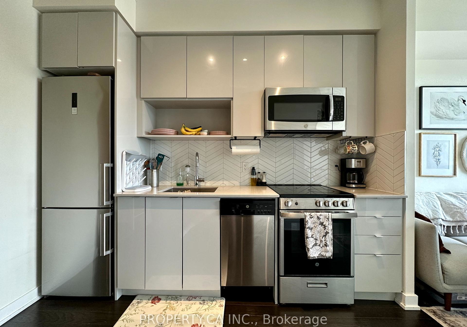 630-greenwood-avenue-toronto-toronto-ontario-e13515634