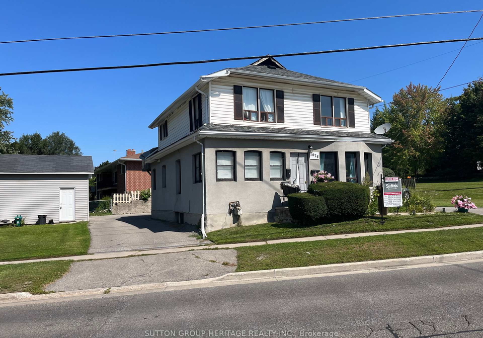 1076-king-street-e-oshawa-ontario-e13515662