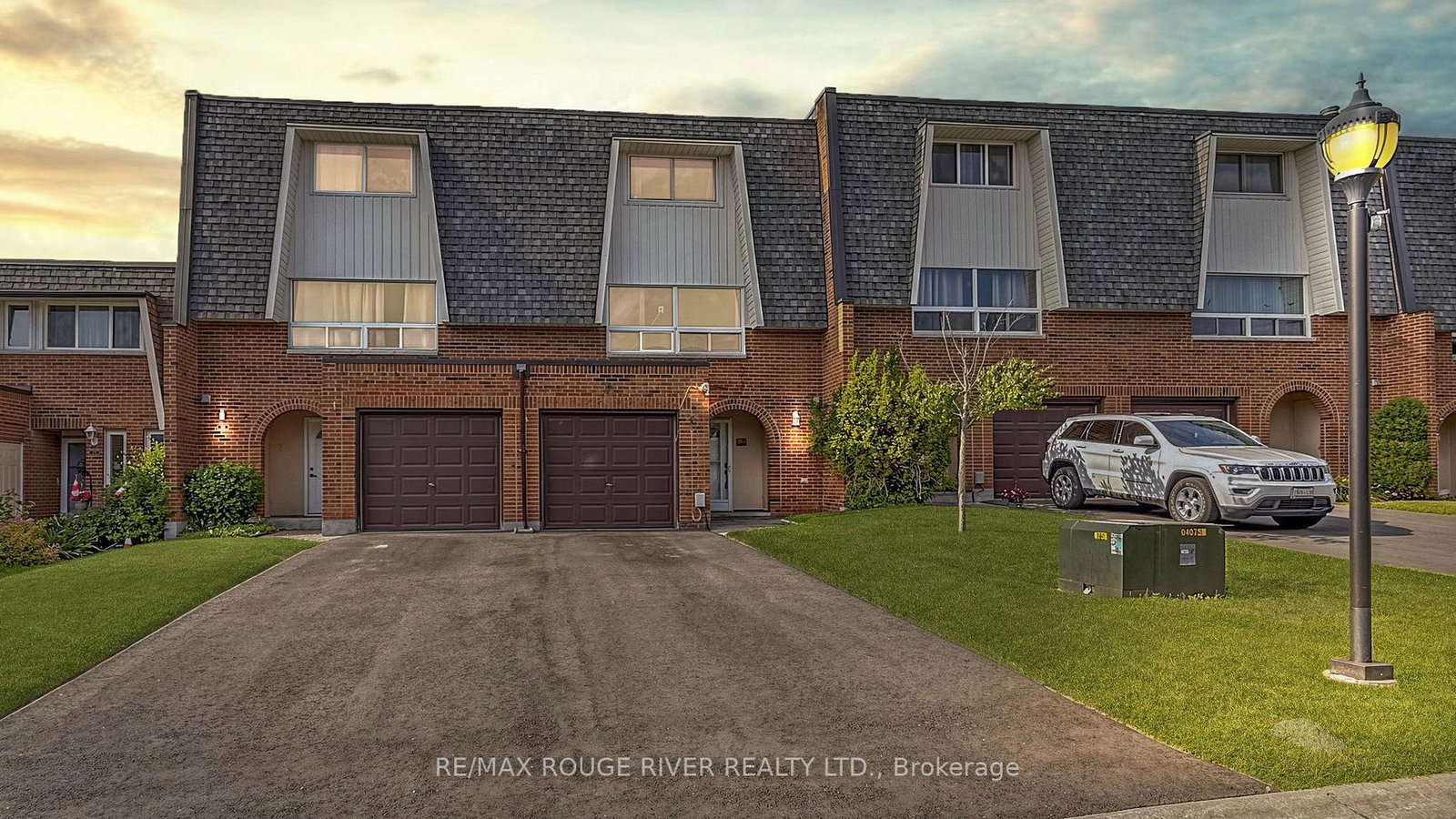 121-deacon-lane-ajax-ontario-e13515834