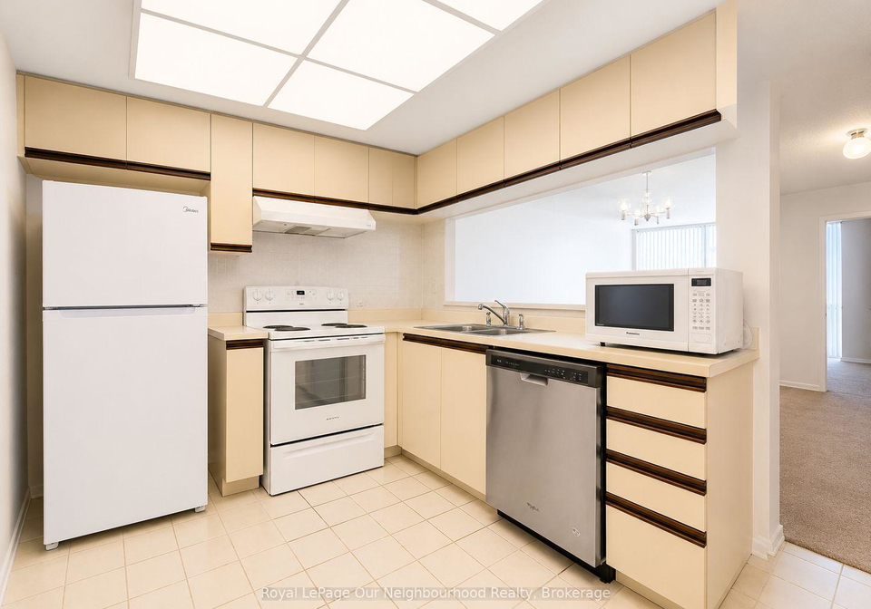 330-alton-towers-circle-toronto-scarborough-ontario-e13516166