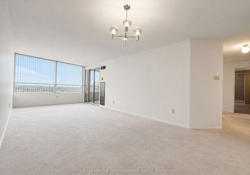 330-alton-towers-circle-toronto-scarborough-ontario-e13516166
