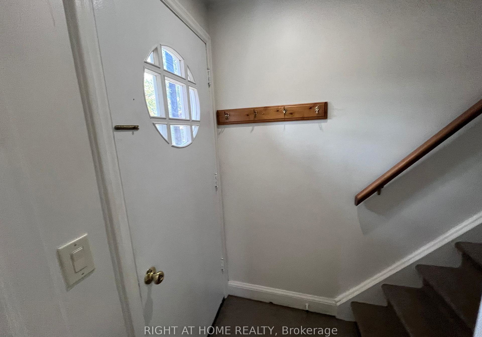 224-college-avenue-oshawa-ontario-e13516440