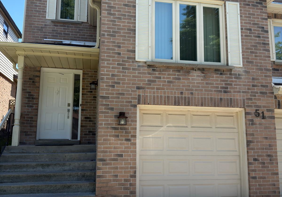 51-wright-crescent-ajax-ontario-e13516616