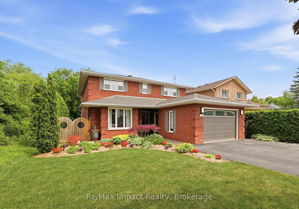 293-blue-heron-drive-oshawa-ontario-e13516694