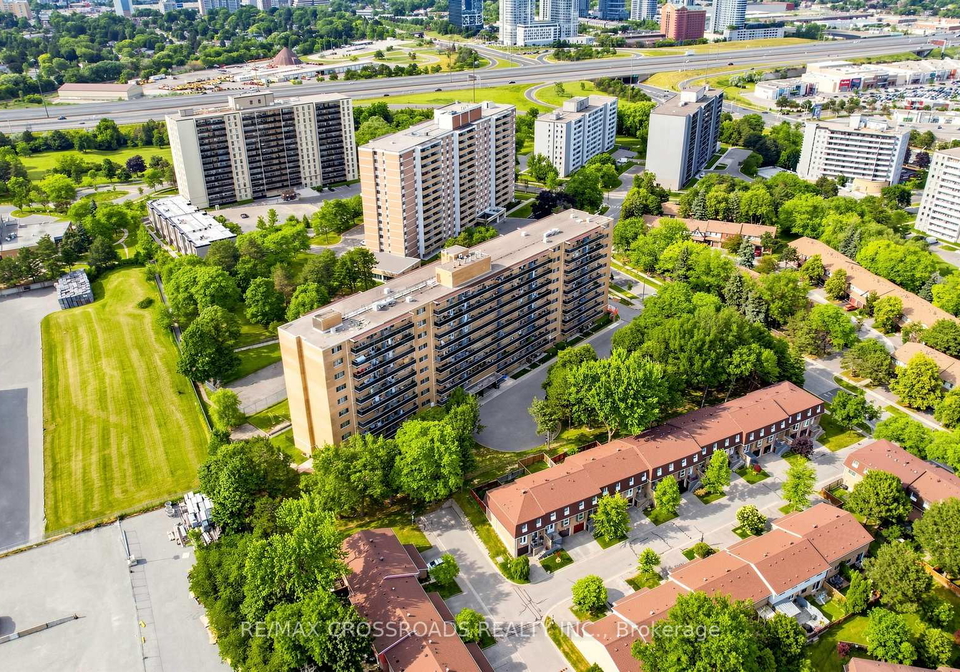 100-dundalk-drive-toronto-scarborough-ontario-e13516754