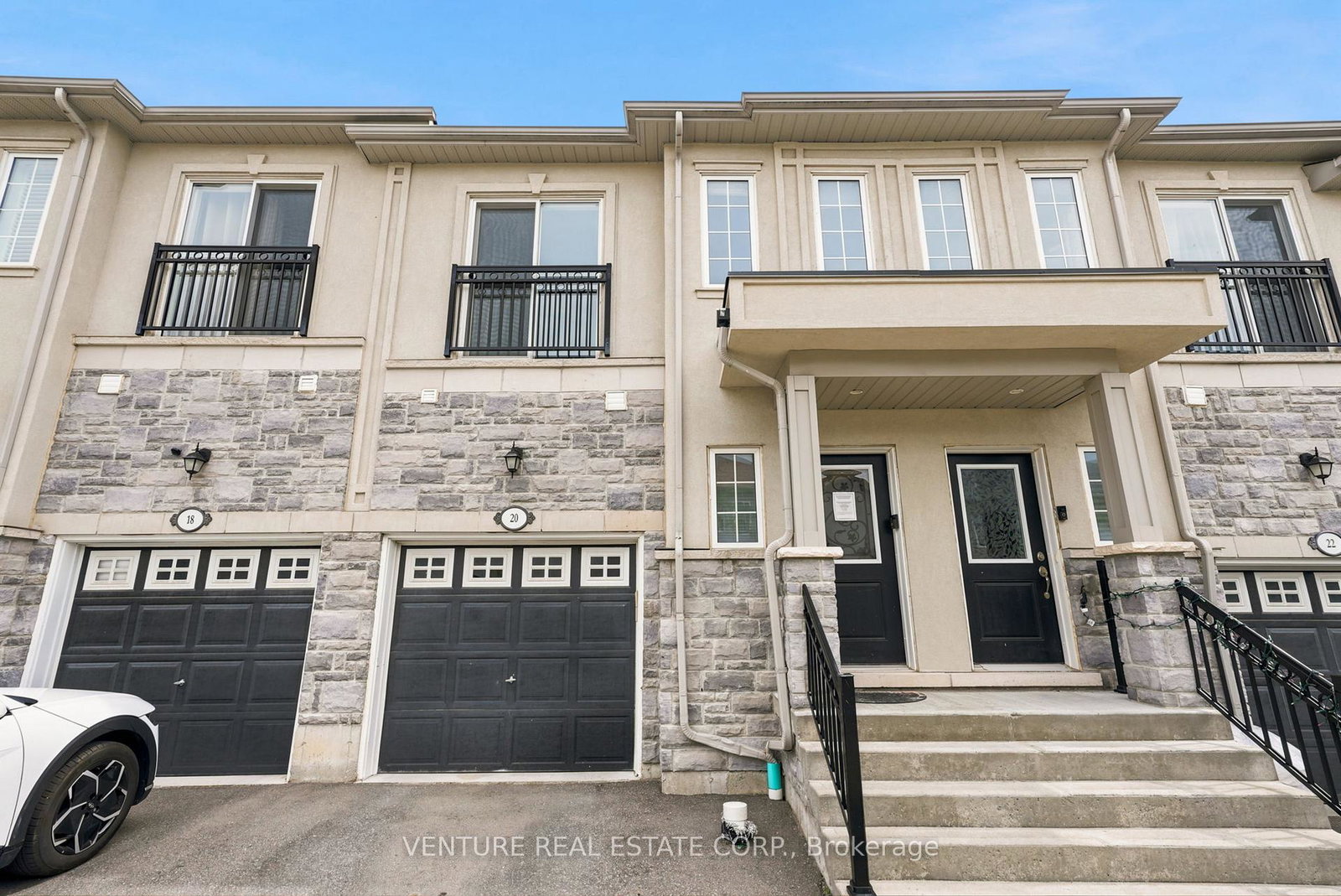 20-prospect-way-whitby-ontario-e13517208